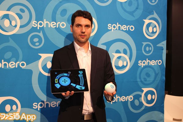 世にも不思議なボール型デジタルトイ“Sphero（スフィロ）”が日本販売