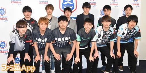クラロワリーグ アジア19年 プロ19名が決定 チーム間の電撃移籍や新選手も ファミ通app